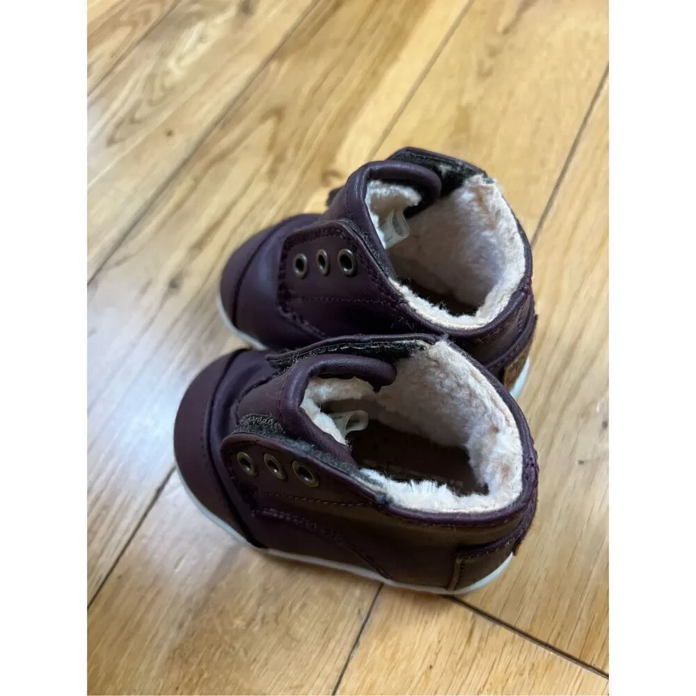 Toms Boys Brown Fur Boots Size 4